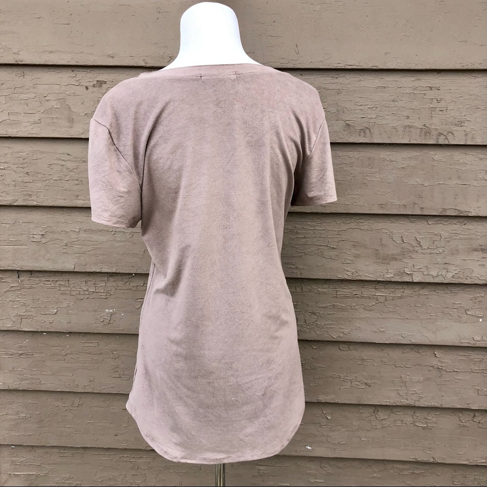 Laila Jayde faux suede basic tee! - Picture 6 of 8